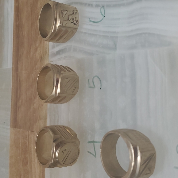 Stamped 18K Gold Heavy Ring(s) | Size 20mm or 10.5 - Picture 6 of 11